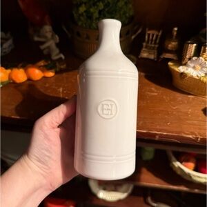 Emily Henry Stonewear